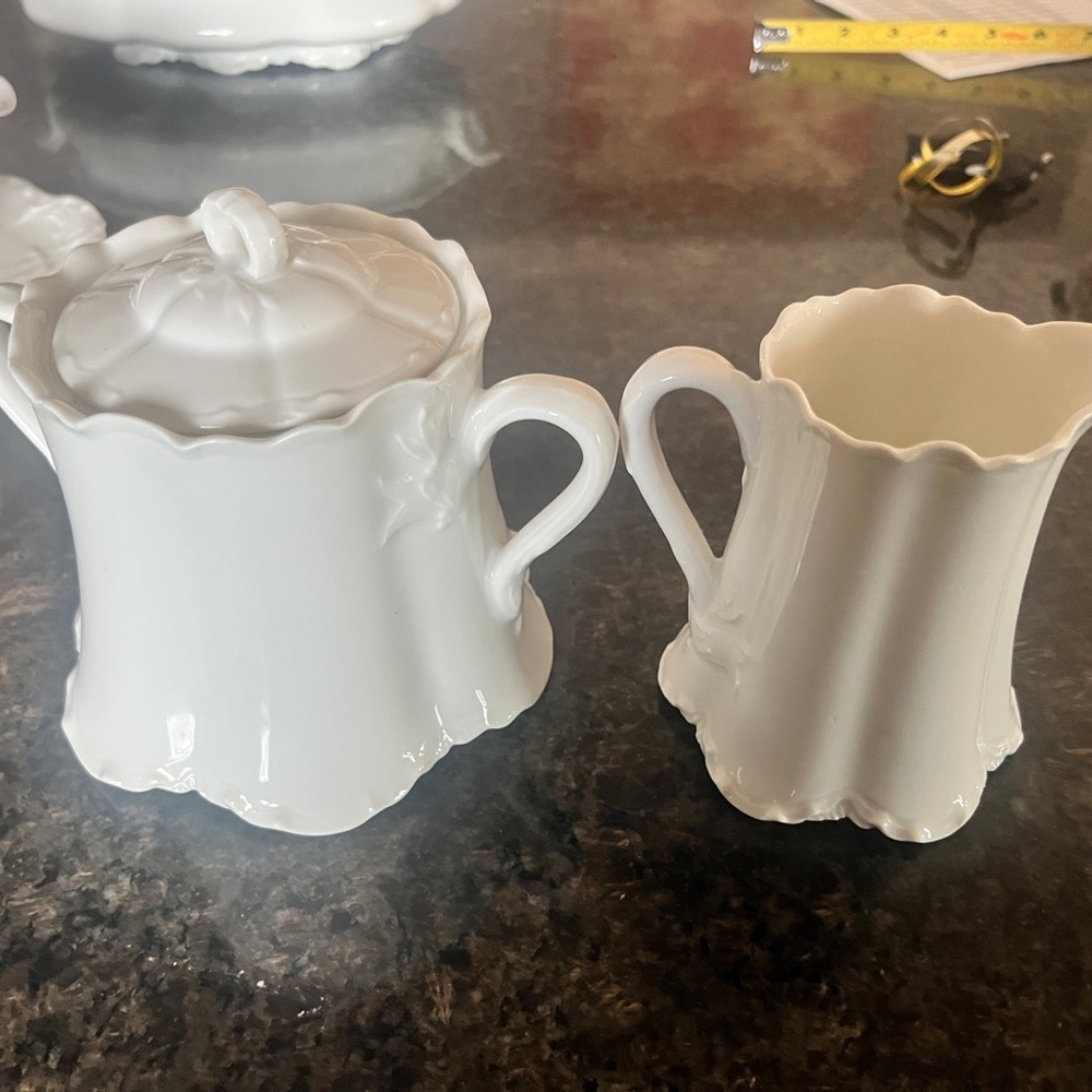 Haviland Limoges France Vine Finial pattern Sugar and Creamer Set